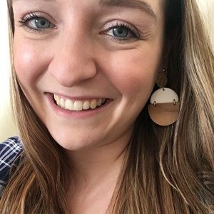 Meet your Posher, Molly